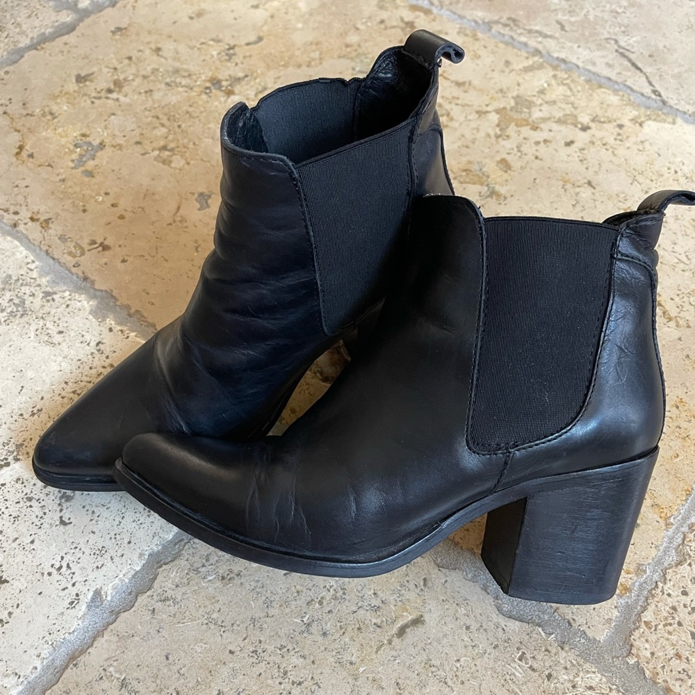Steve Madden booties
